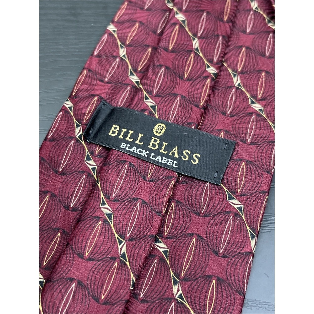 Bill Blass Black Label Maroon Gold Pattern Neck Tie 59" Designer Tie - Picture 3 of 6